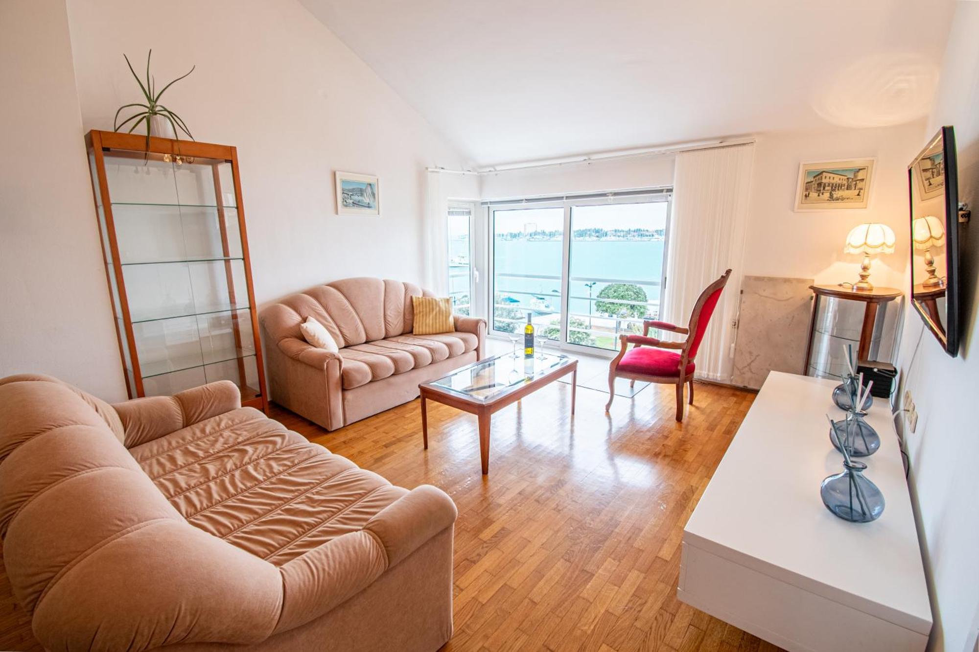 Apartment Umag Center Istria Croatia With Seaview By Rentistra Zewnętrze zdjęcie